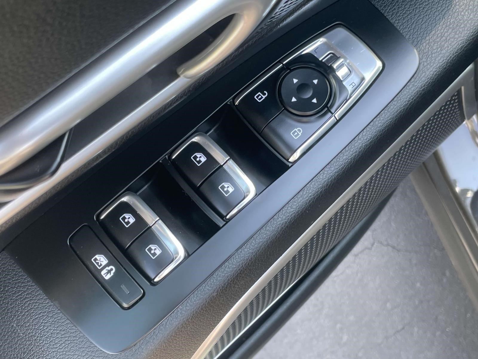 Used 2022 Kia Telluride S AWD/4WD image 18