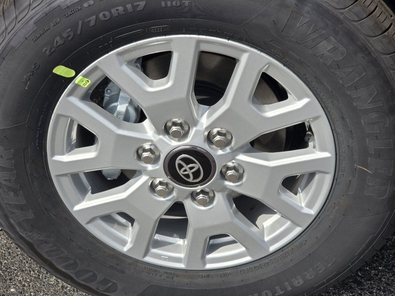 New 2026 Toyota Tacoma SR5 AWD/4WD image 9