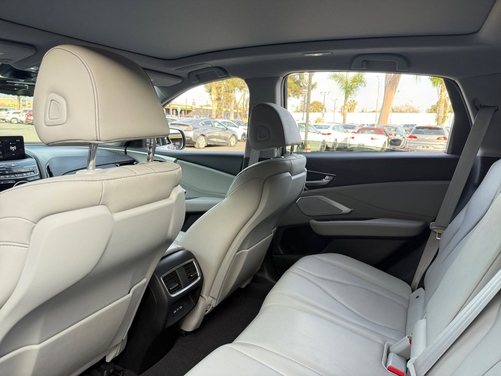 Used 2022 Acura RDX FWD w/ Technology Package image 16
