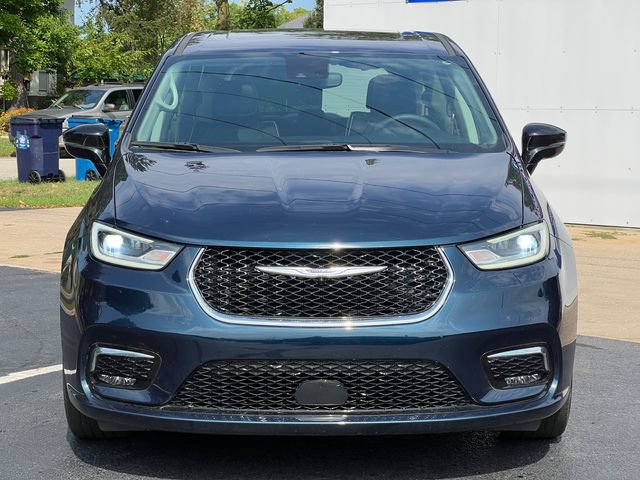Used 2024 Chrysler Pacifica Limited FWD image 48