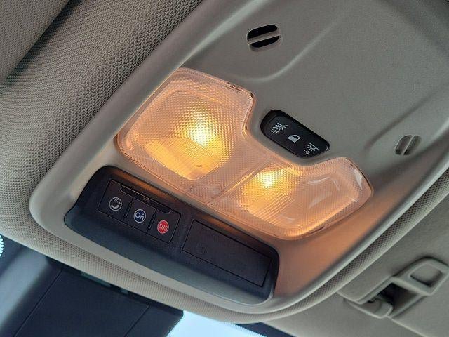 Used 2024 Buick Encore GX Sport Touring FWD image 33