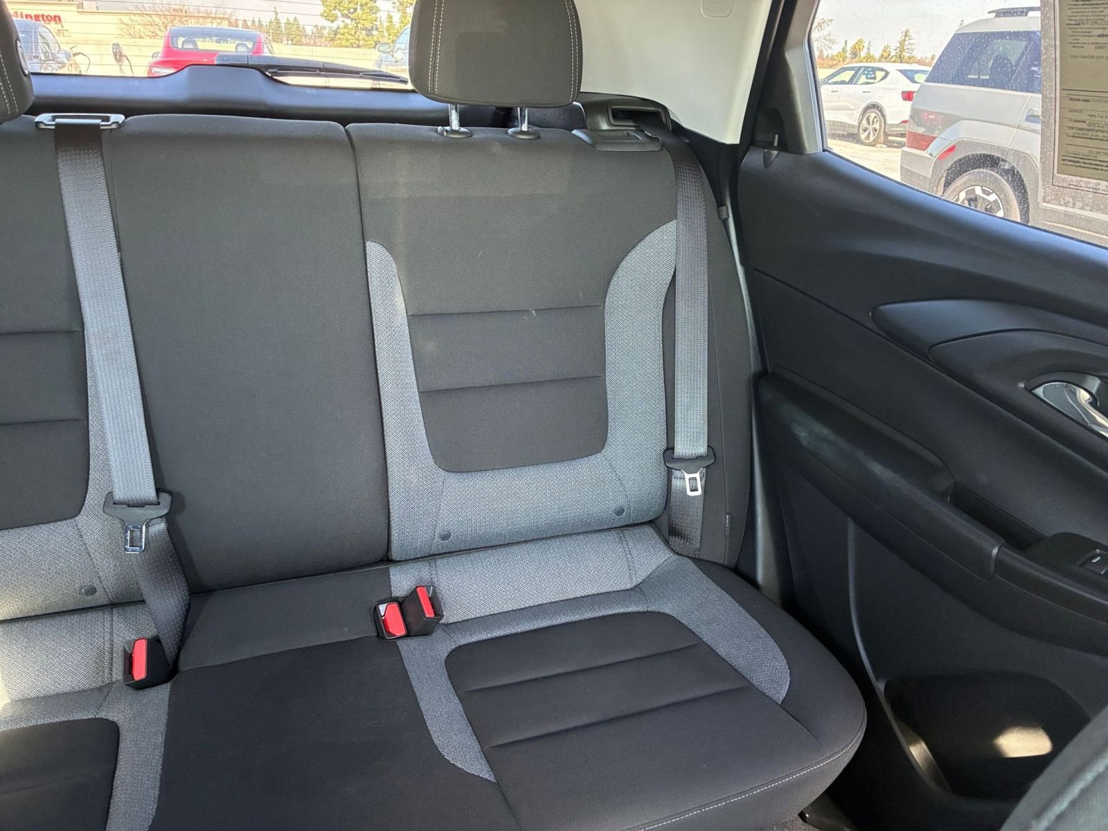 Used 2025 Chevrolet TrailBlazer LT image 35