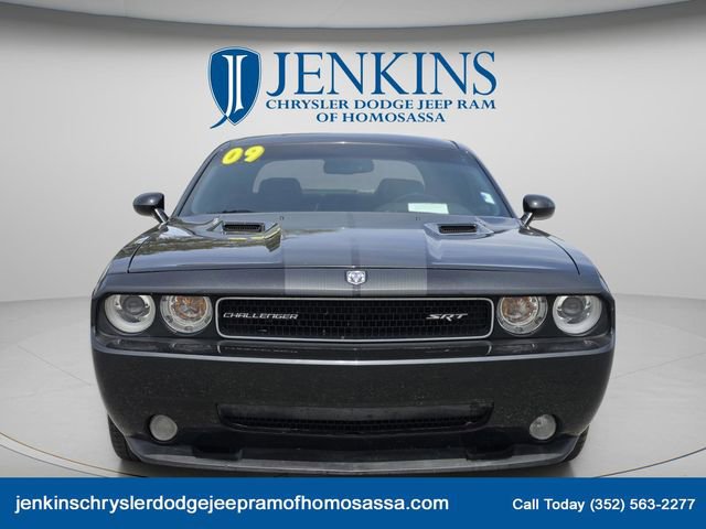 Used 2009 Dodge Challenger SRT8 w/ SRT Option Group II RWD image 12