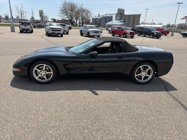 Used 2001 Chevrolet Corvette Convertible w/ Preferred Equipment Group2 RWD image 13