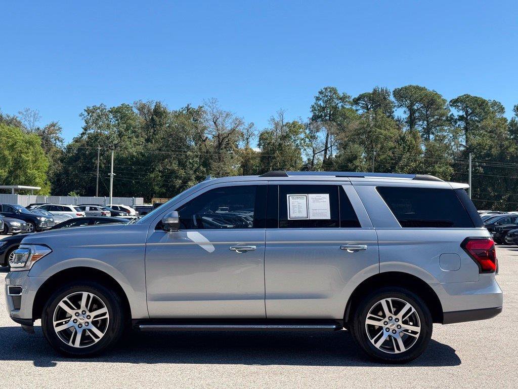 Used 2022 Ford Expedition Limited RWD image 7