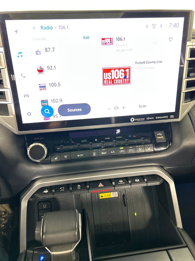 Used 2022 Toyota Tundra Platinum w/ Advanced Package AWD/4WD image 16