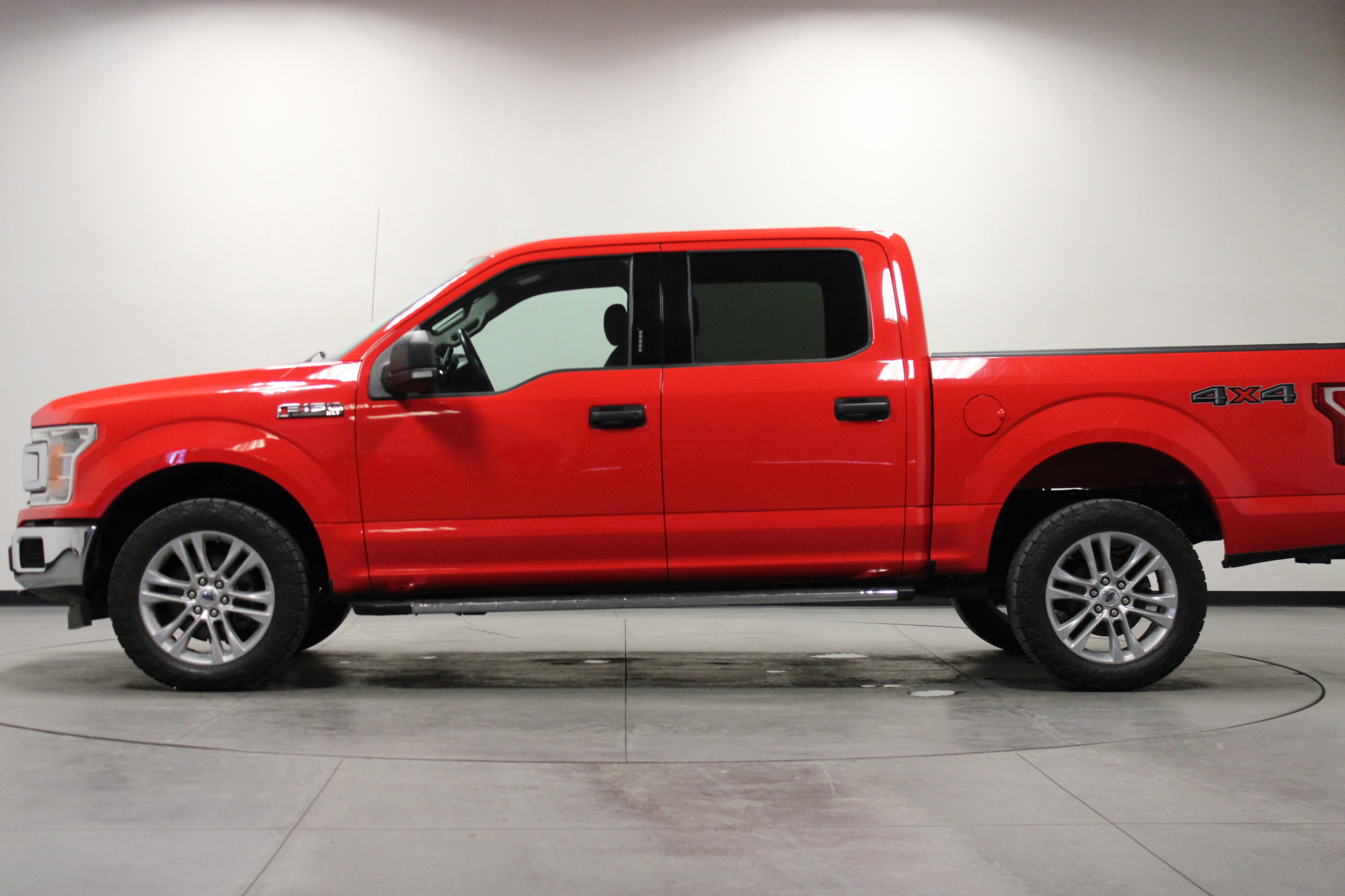 Used 2019 Ford F150 XLT w/ Equipment Group 301A Mid image 4