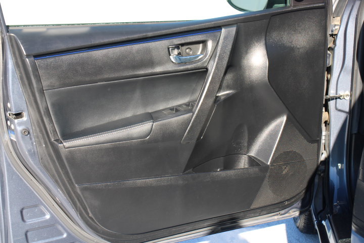 Used 2017 Toyota Corolla SE image 10