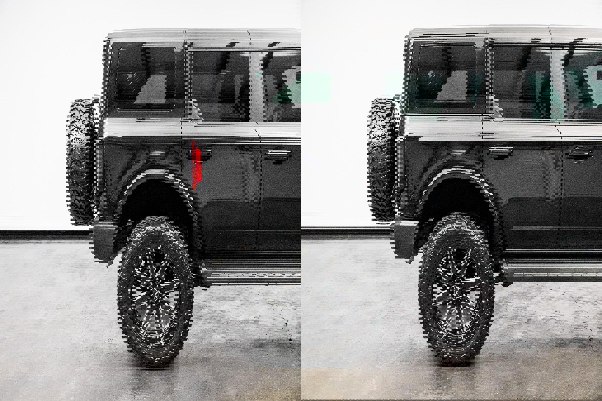 Used 2025 Ford Bronco Outer Banks image 26