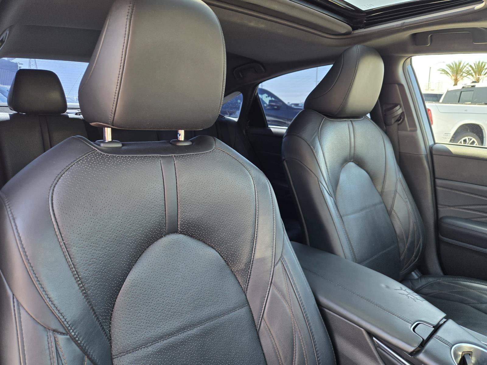 Used 2021 Toyota Avalon Limited w/ Advanced Safety Package FWD image 29