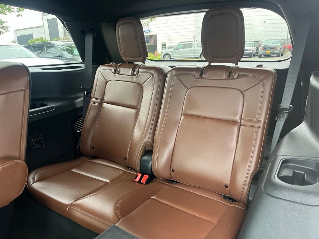 Used 2024 Lincoln Aviator Reserve w/ Elements Package Plus AWD/4WD image 18