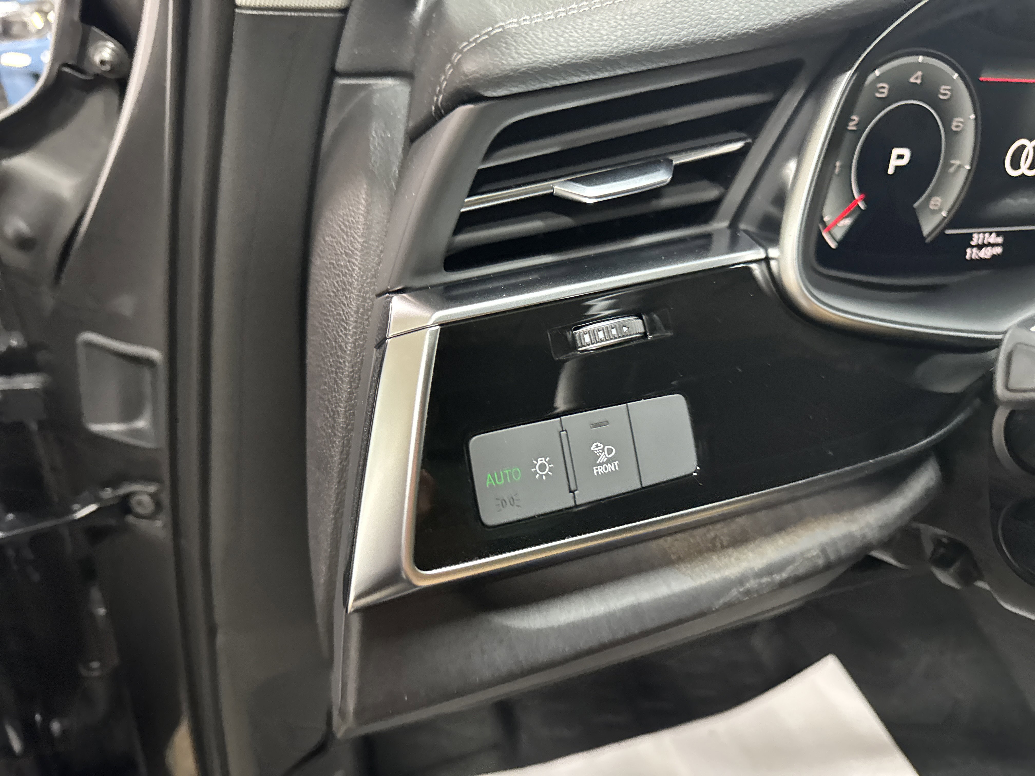 Used 2025 Audi Q7 3.0T Premium Plus image 17