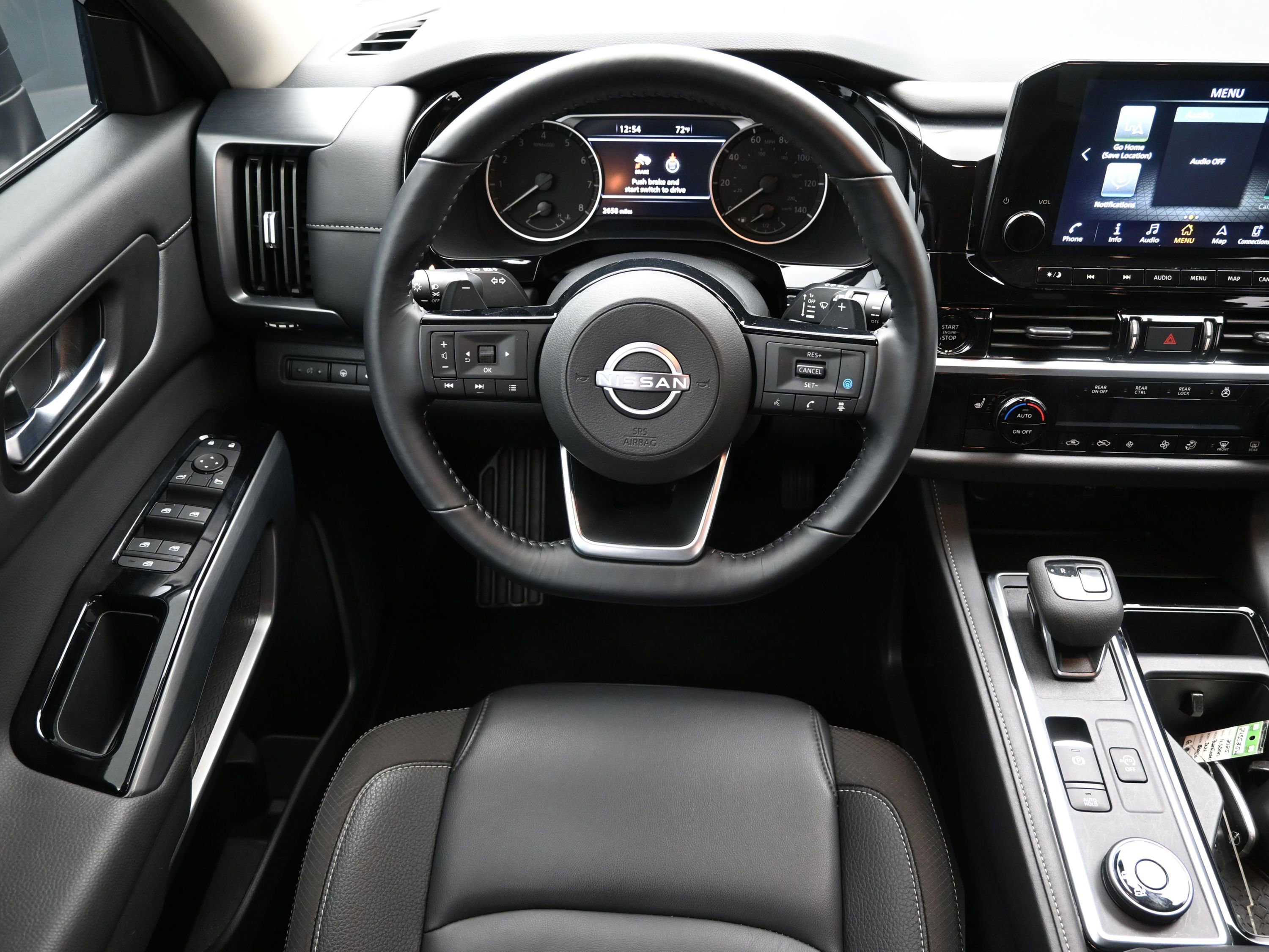 Used 2025 Nissan Pathfinder SL image 26