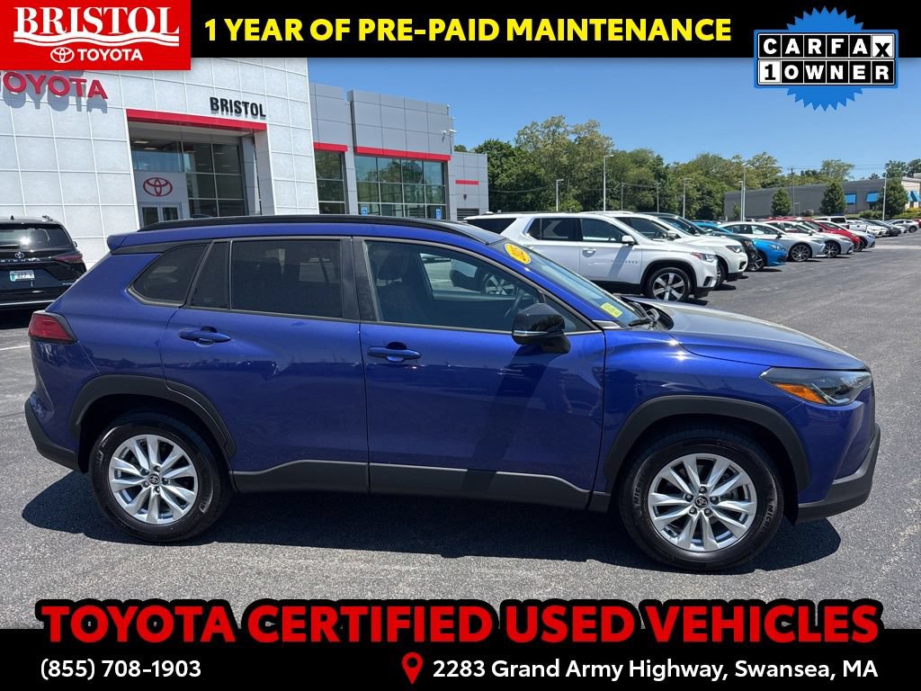 Certified 2025 Toyota Corolla Cross LE AWD/4WD image 5