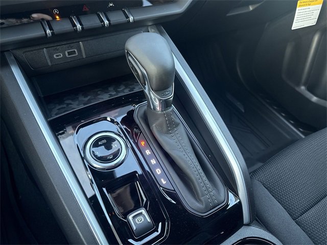 New 2026 Chevrolet Colorado LT image 16