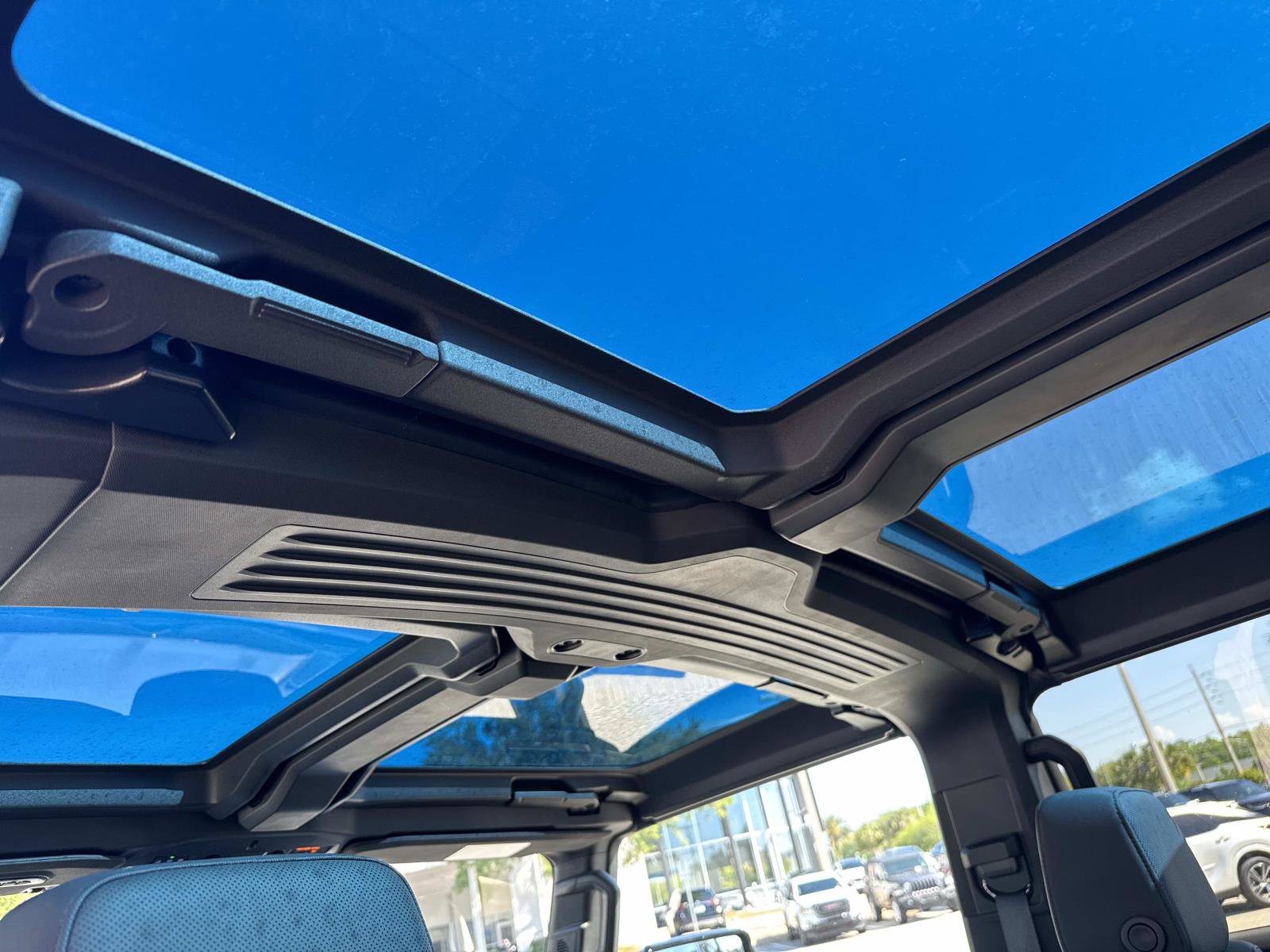 Used 2025 GMC Hummer EV 3X image 16