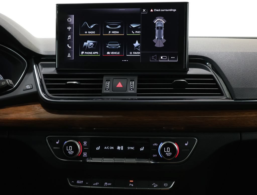 Used 2021 Audi Q5 e Premium w/ Convenience Package AWD/4WD image 19