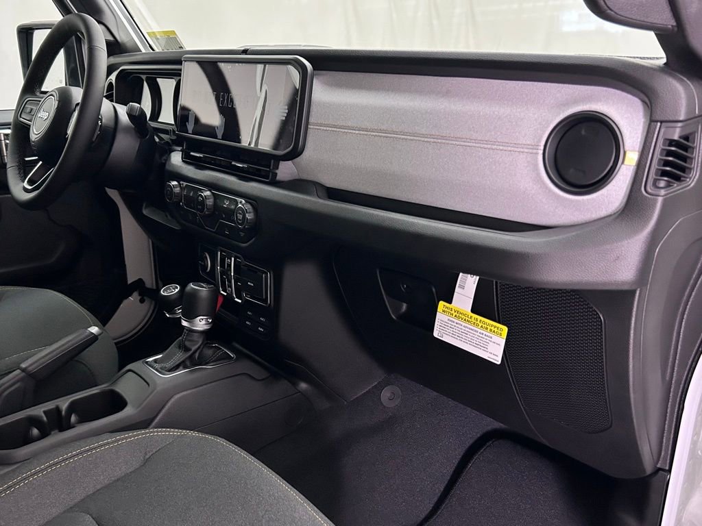 New 2025 Jeep Gladiator Sport image 21