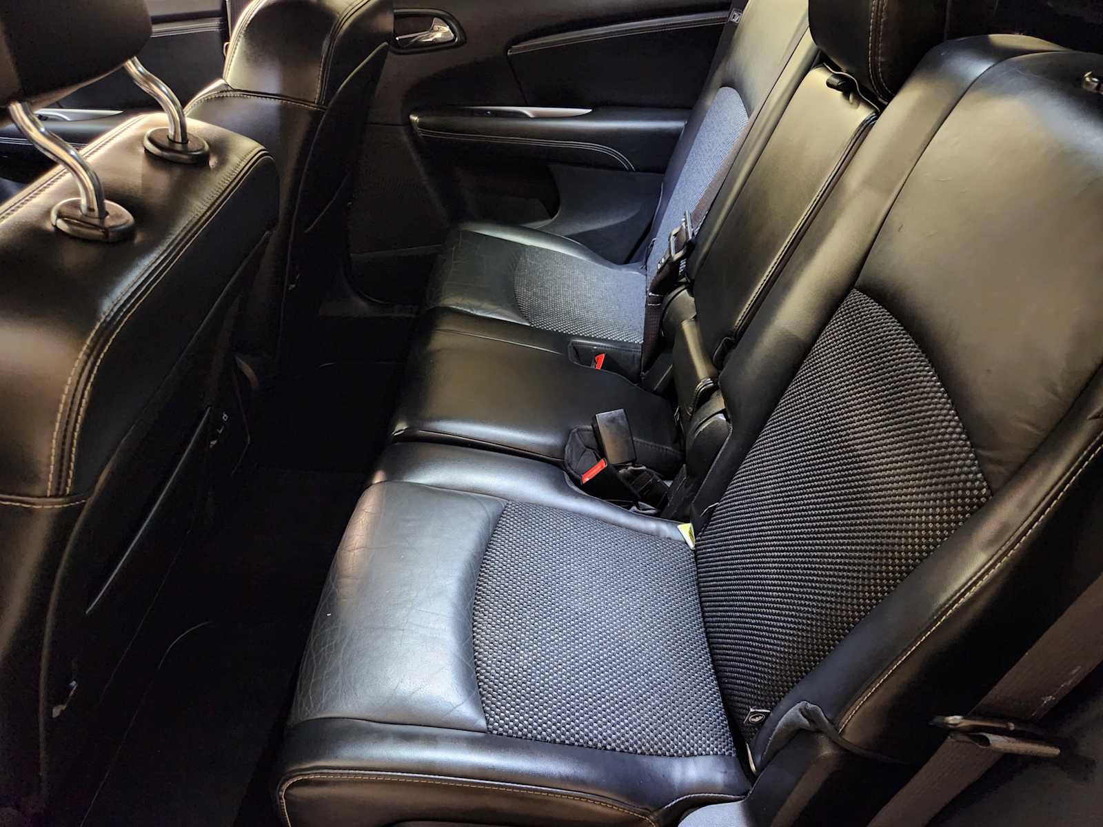 Used 2018 Dodge Journey Crossroad FWD image 27