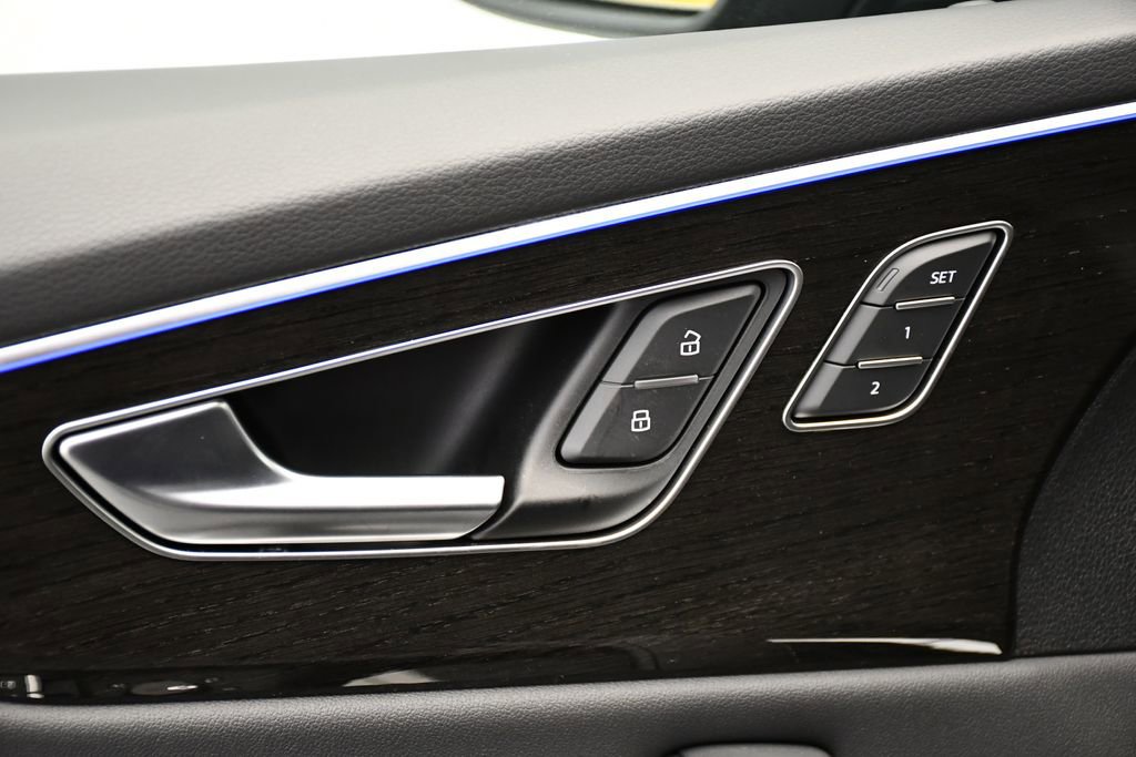 New 2026 Audi Q8 Premium Plus image 34