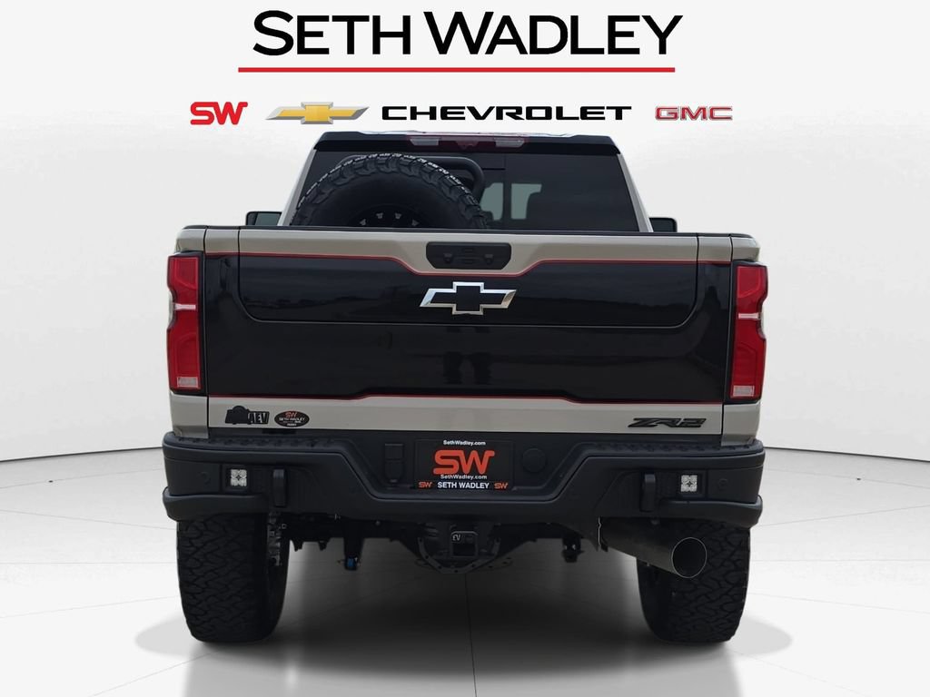 New 2026 Chevrolet Silverado 2500 ZR2 w/ ZR2 Bison Edition AWD/4WD image 6