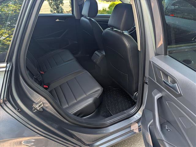 Used 2022 Volkswagen Jetta SE FWD image 12