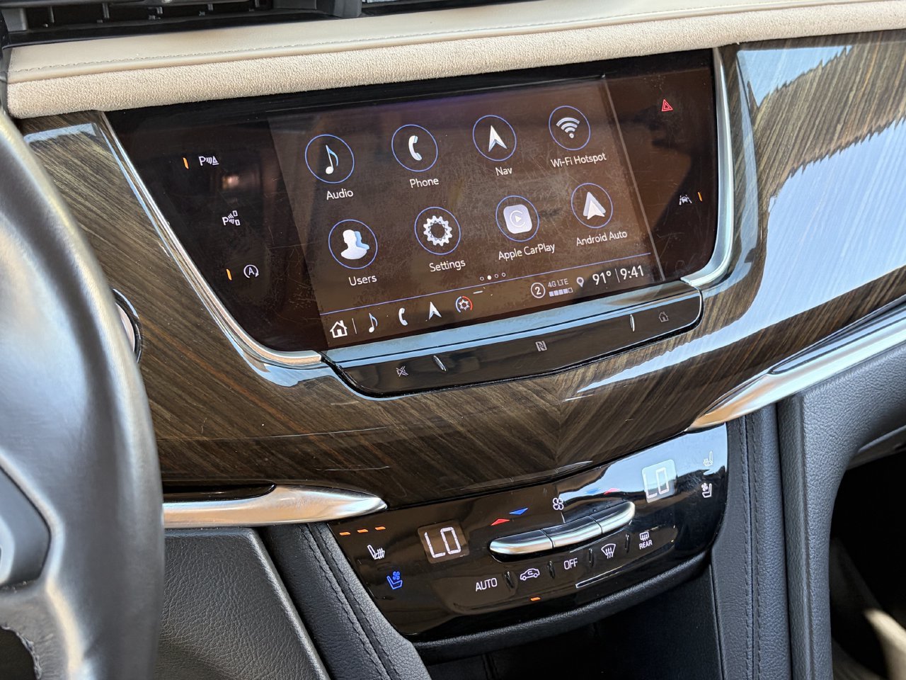 Used 2021 Cadillac XT6 Premium Luxury w/ Platinum Package AWD/4WD image 26