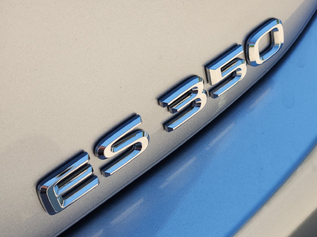 Certified 2025 Lexus ES 350 w/ Premium Package FWD image 12