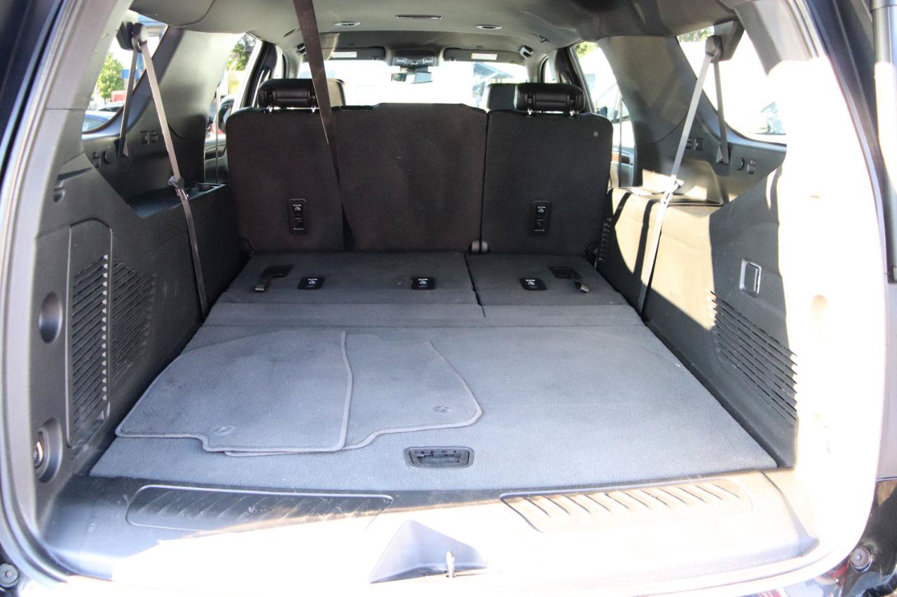 Used 2023 Chevrolet Suburban LT AWD/4WD image 55