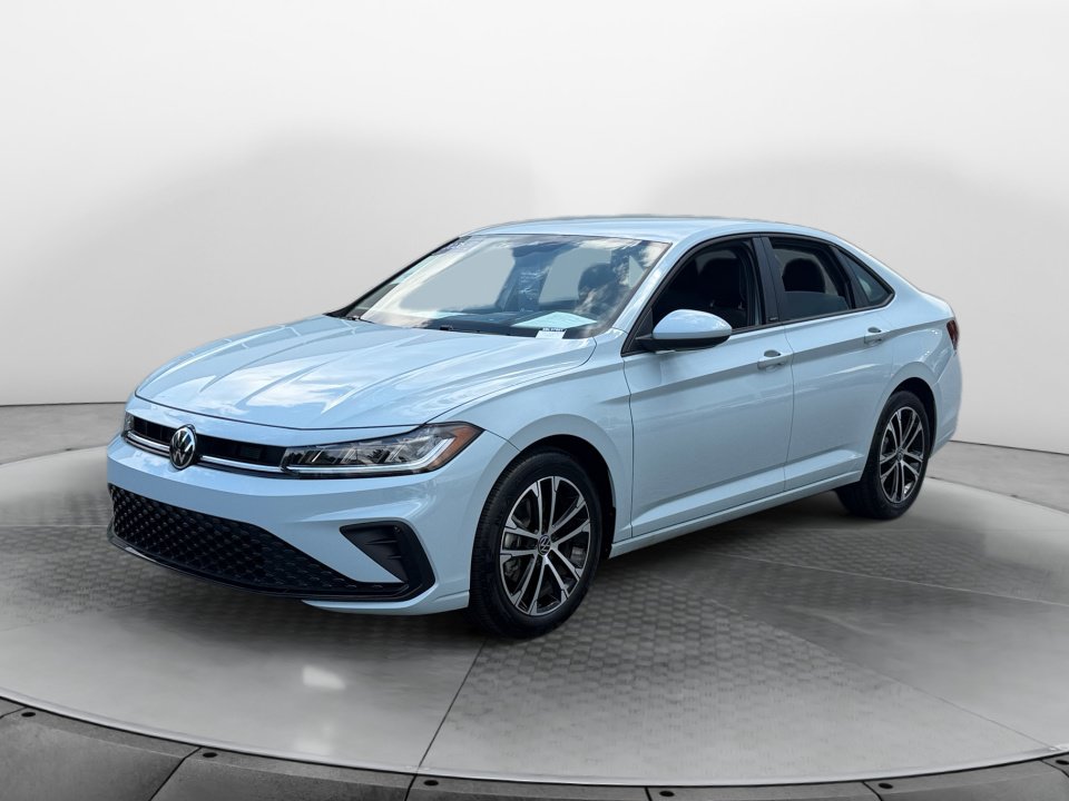 Certified 2026 Volkswagen Jetta Sport FWD image 3
