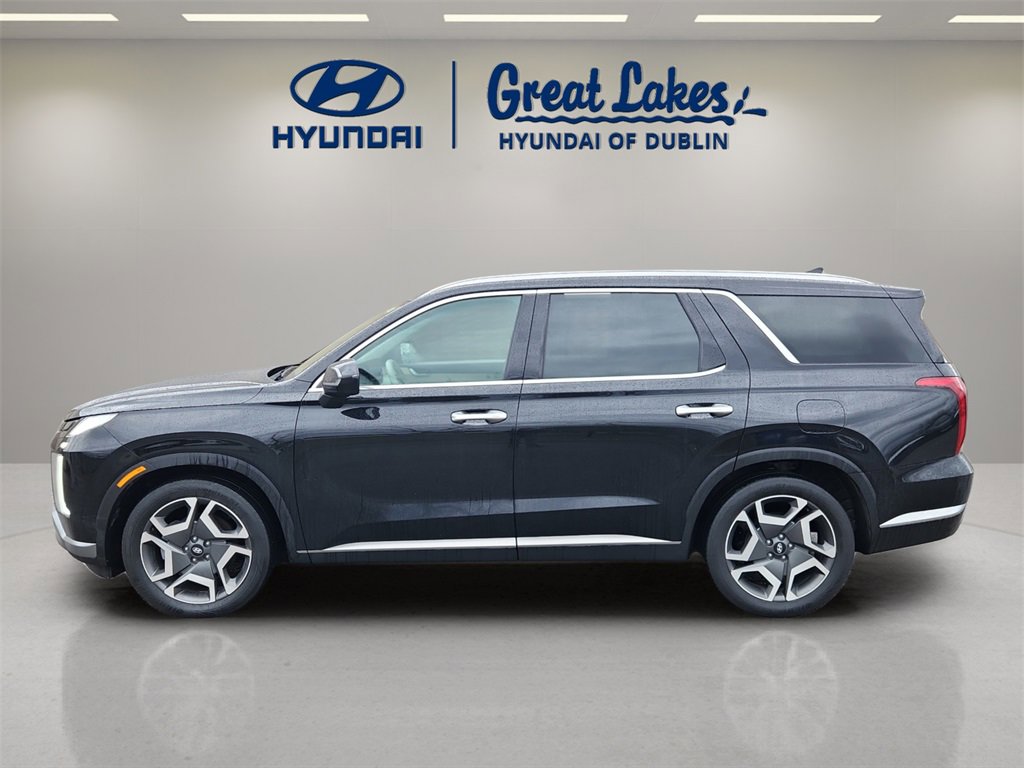 Used 2023 Hyundai Palisade Limited w/ Cargo Package image 2