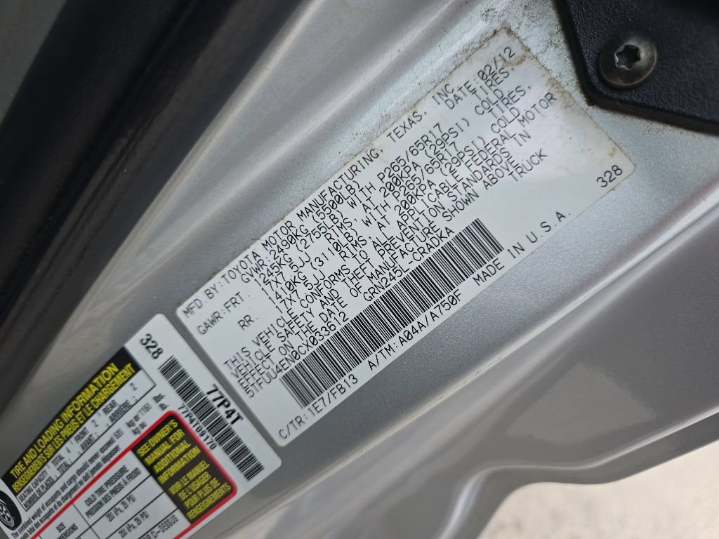 Used 2012 Toyota Tacoma 4x4 Access Cab V6 w/ TRD Sport Pkg image 11
