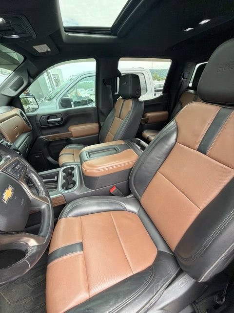 Used 2020 Chevrolet Silverado 1500 High Country w/ Technology Package AWD/4WD image 37