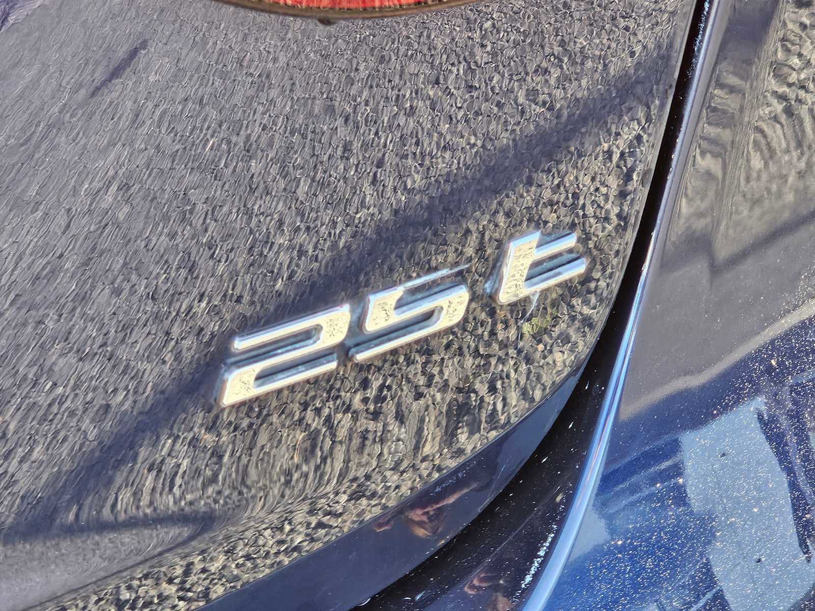 Used 2019 Jaguar XF Prestige image 34