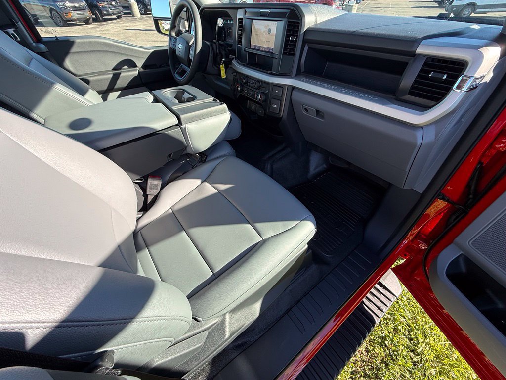 New 2027 Ford F250 XL w/ XL Chrome Package AWD/4WD image 22