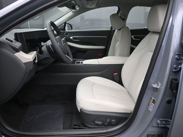 Used 2025 Hyundai Sonata Limited image 12