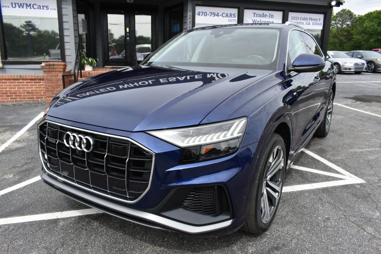 Used 2020 Audi Q8 Prestige w/ Prestige Package AWD/4WD image 2