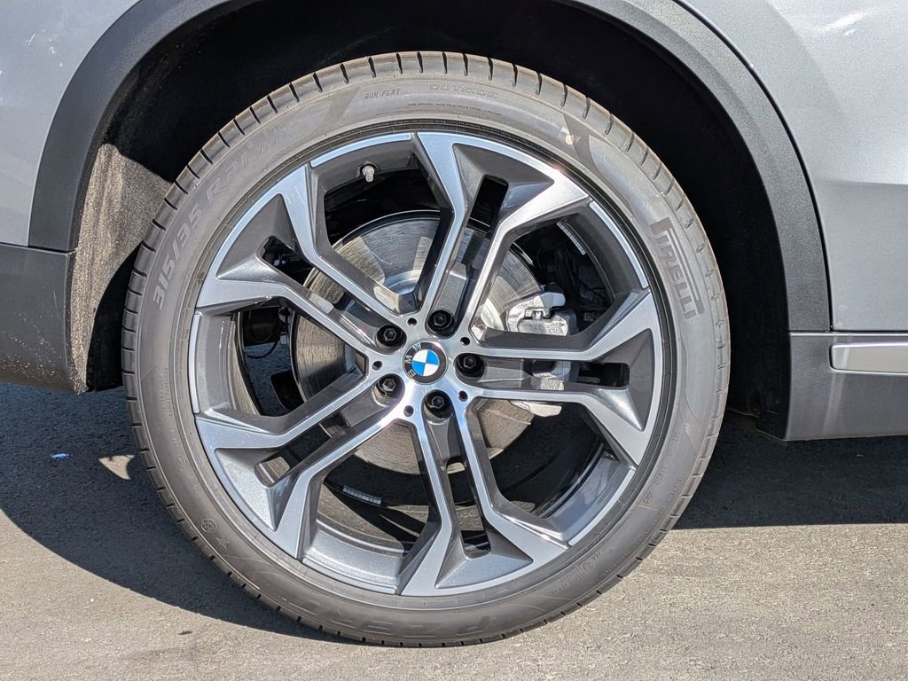 New 2026 BMW X5 sDrive40i image 29