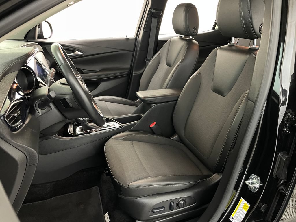 Certified 2023 Buick Encore GX Preferred w/ Cold Weather Comfort Package FWD image 21