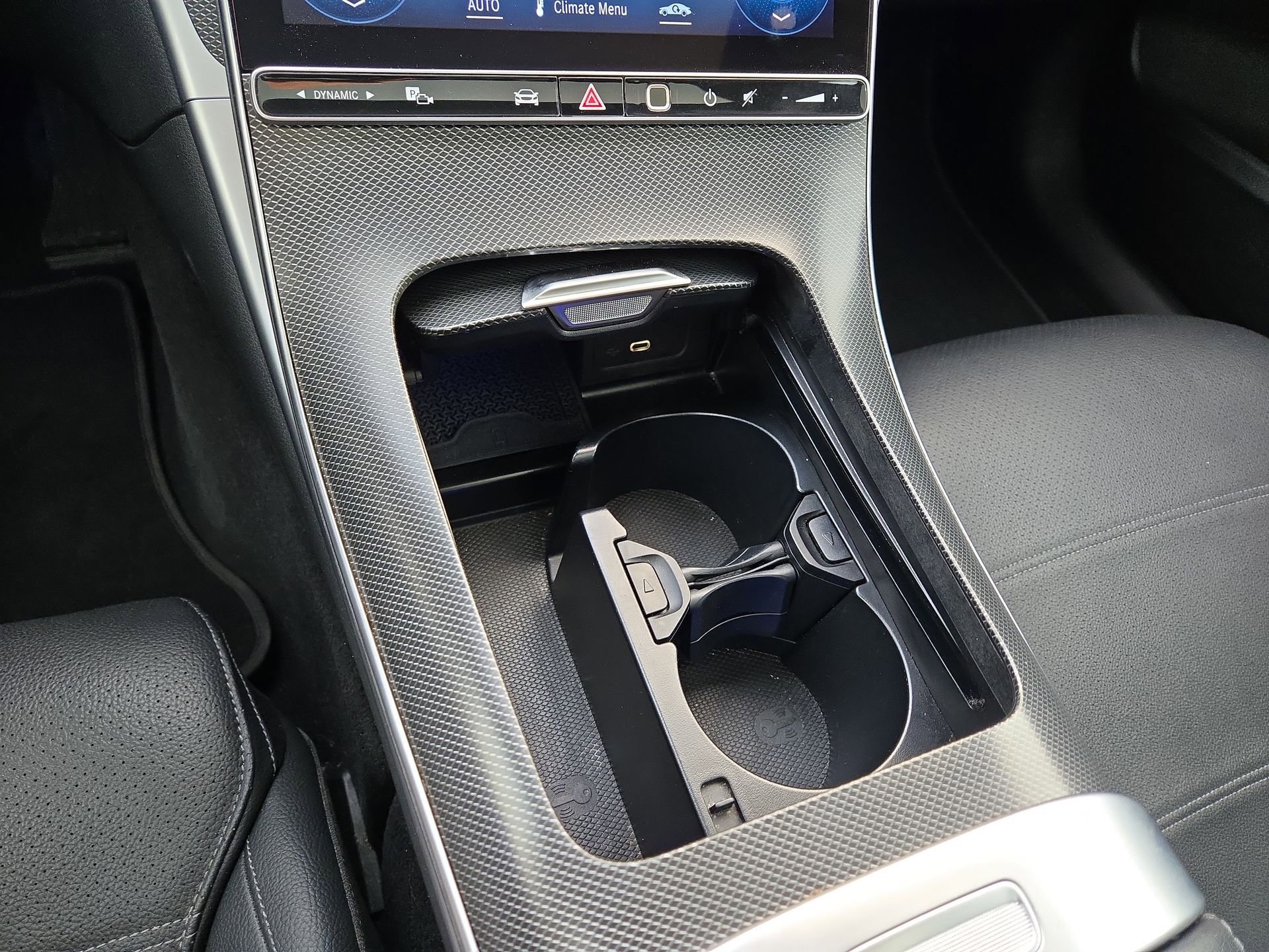Used 2024 Mercedes-Benz C 300 4MATIC Sedan image 22