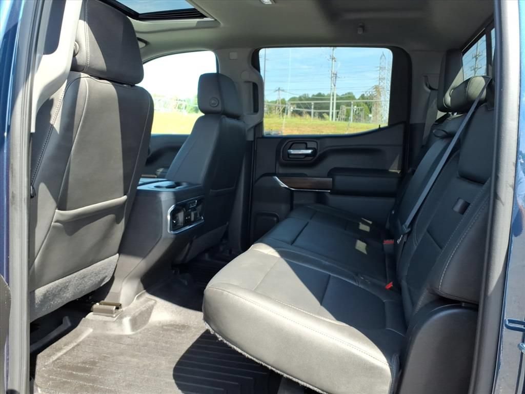 Used 2021 GMC Sierra 1500 SLT w/ SLT Premium Package AWD/4WD image 18