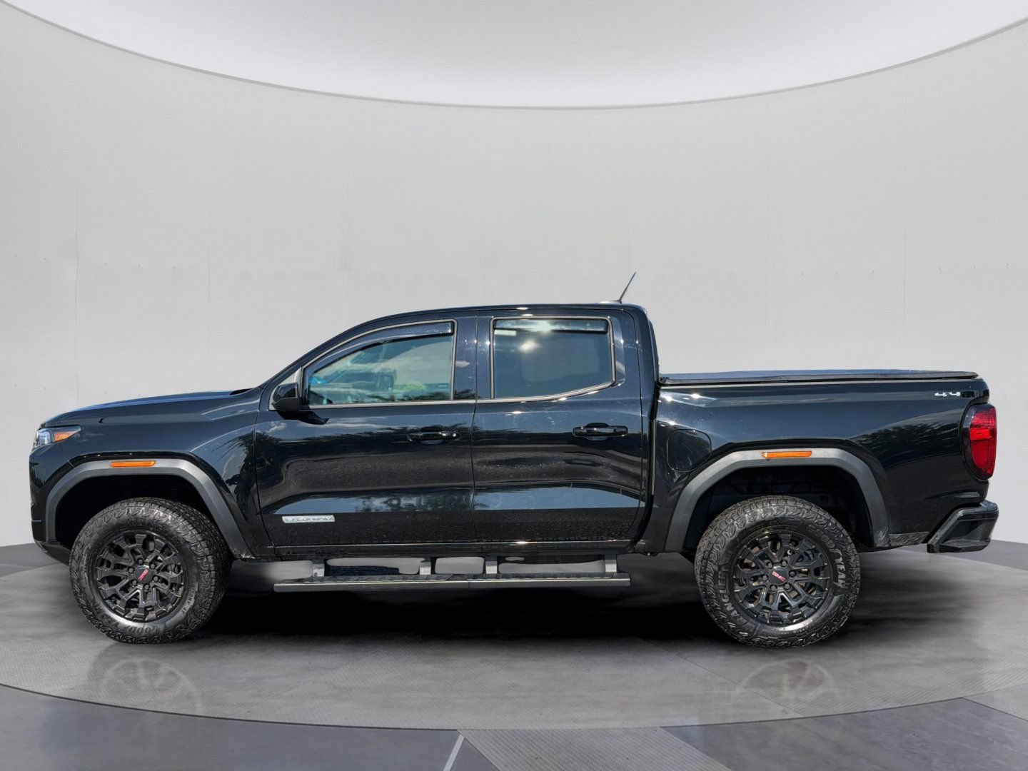 Used 2026 GMC Canyon Elevation w/ Convenience Package AWD/4WD image 2