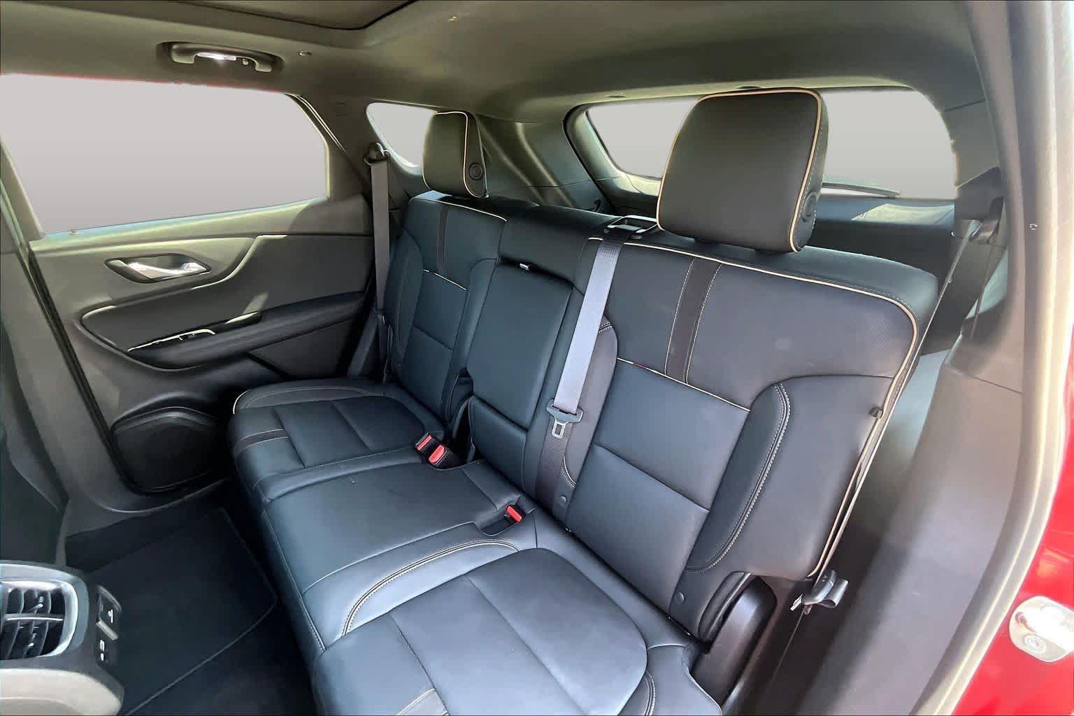 Used 2019 Chevrolet Blazer Premier w/ Sun and Wheels Package FWD image 21