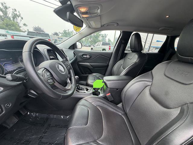 Used 2019 Jeep Cherokee Limited w/ Luxury Group AWD/4WD image 24