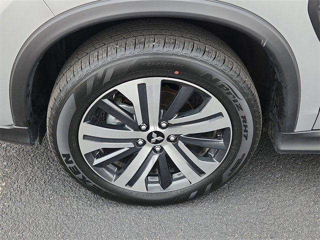 Used 2025 Mitsubishi Outlander Sport AWD image 21