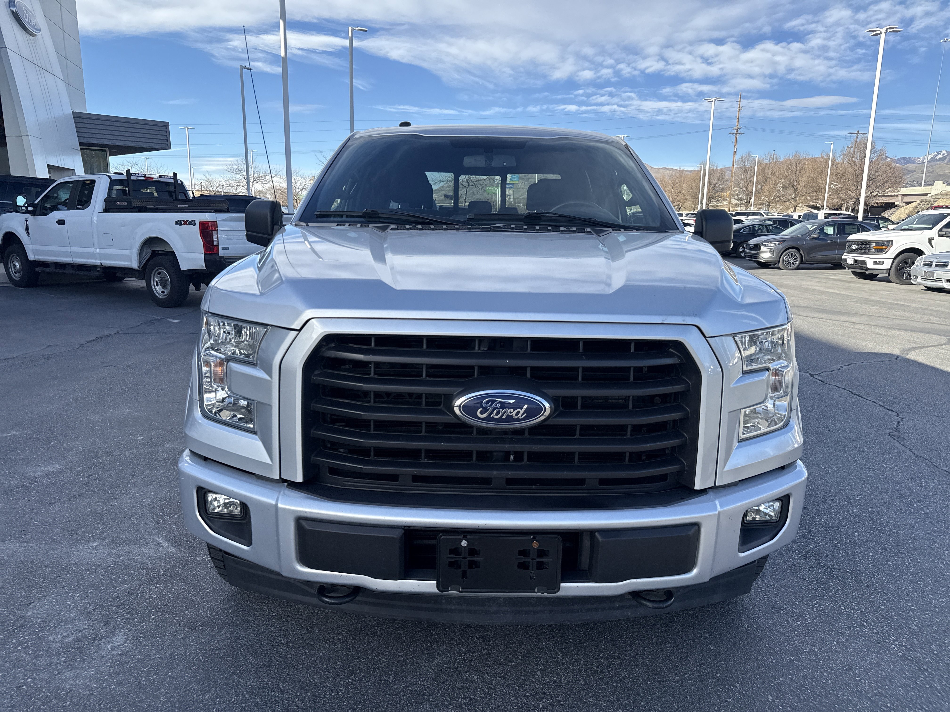 Used 2017 Ford F150 XLT w/ Equipment Group 302A Luxury image 8
