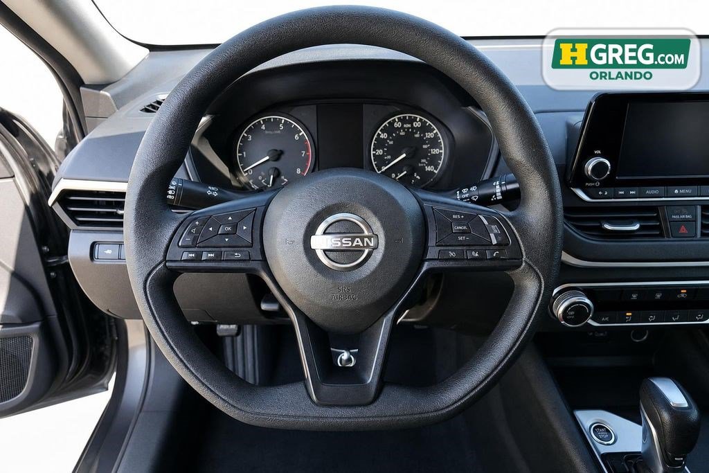 Used 2023 Nissan Altima 2.5 S FWD image 11