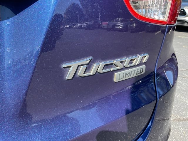 Used 2011 Hyundai Tucson Limited w/ Premium Pkg 3 FWD image 10