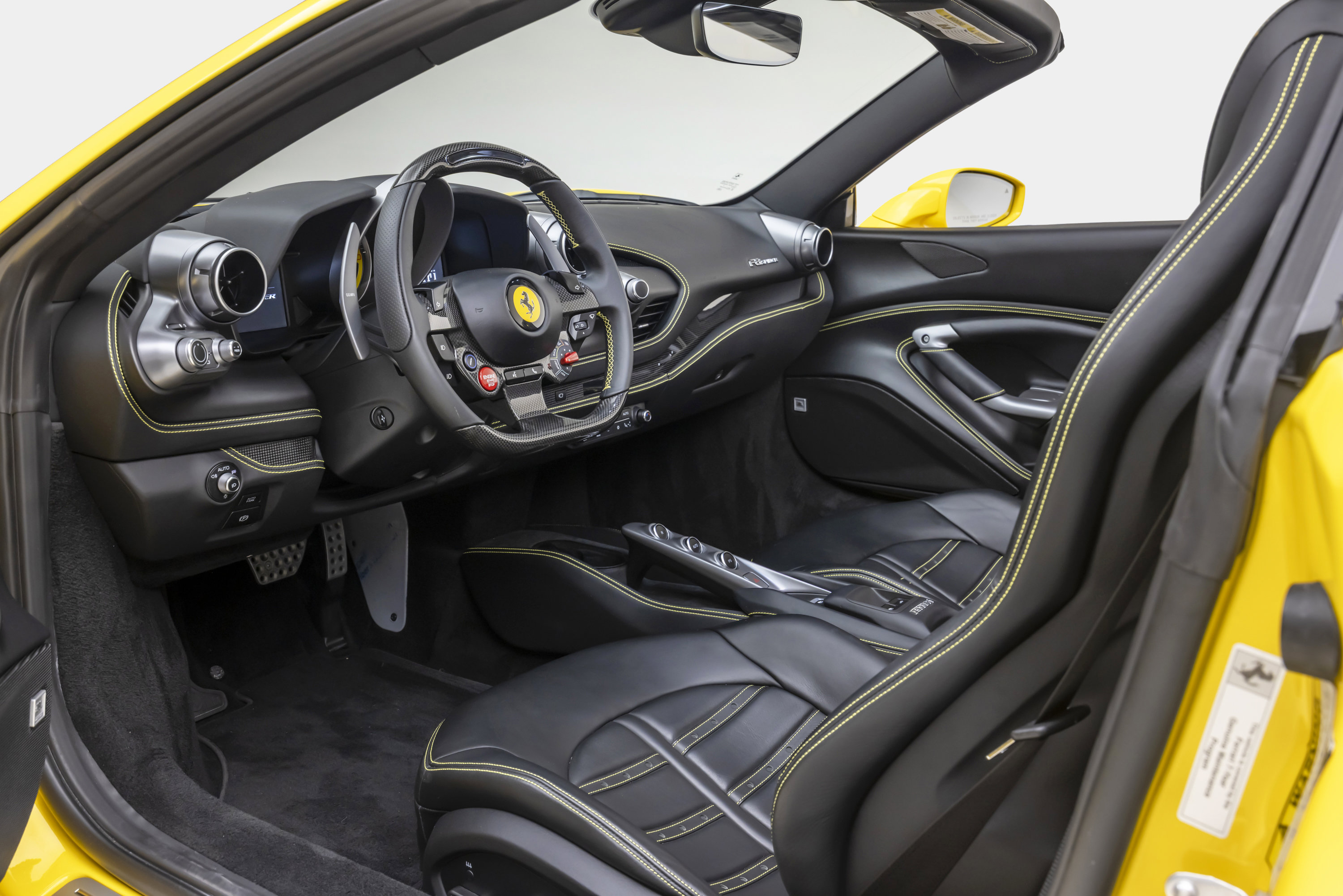 Certified 2022 Ferrari F8 Tributo RWD image 65
