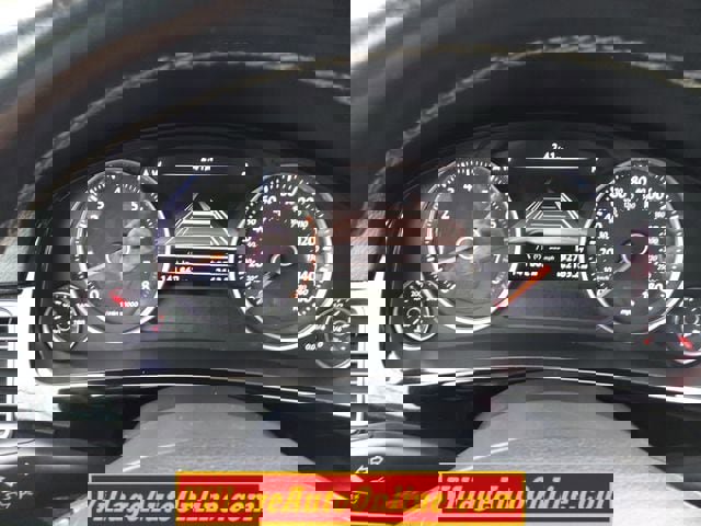 Used 2017 Volkswagen Touareg Wolfsburg Edition image 40